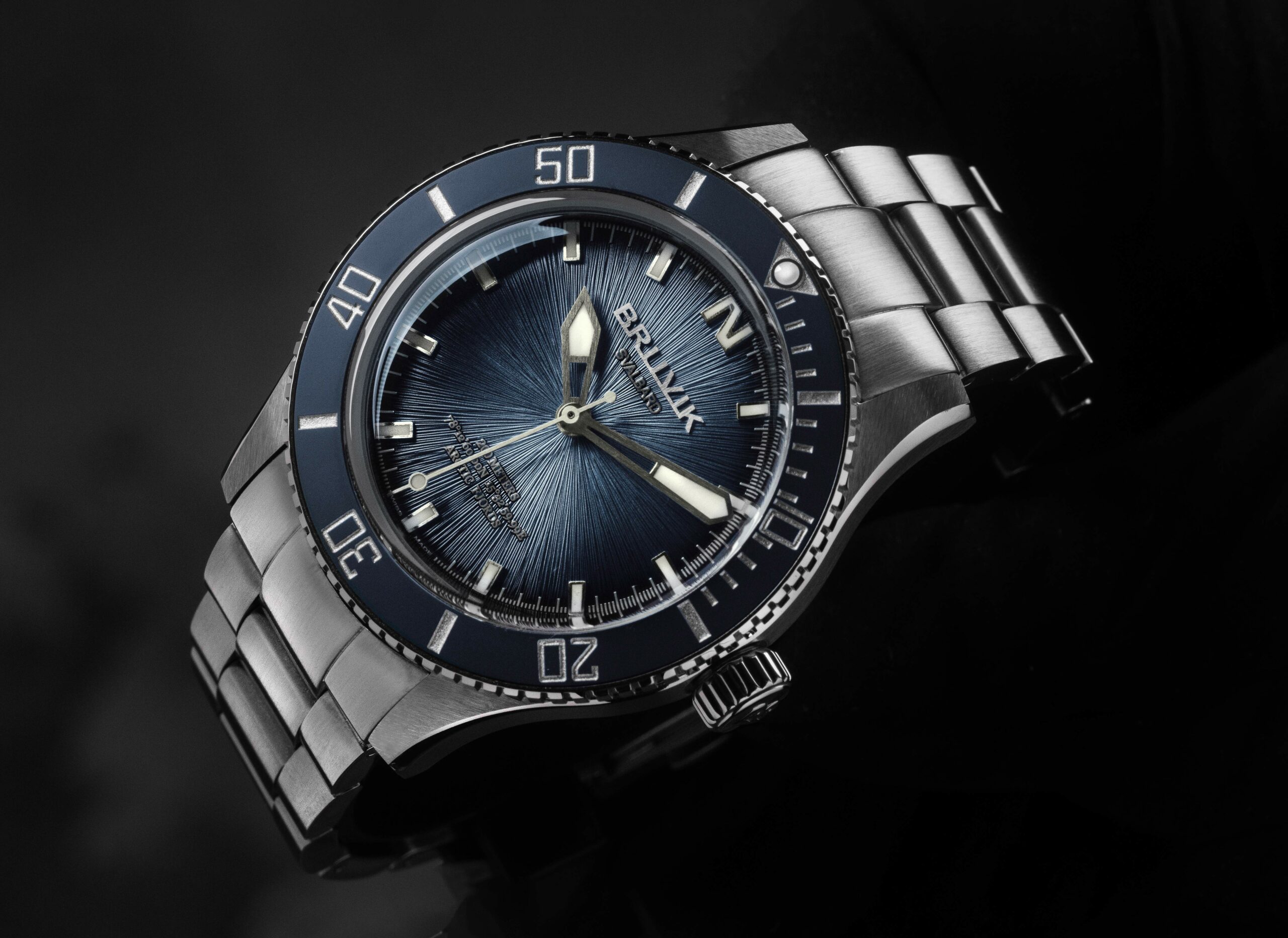 Svalbard blue hour signature edition - Bruvik Time